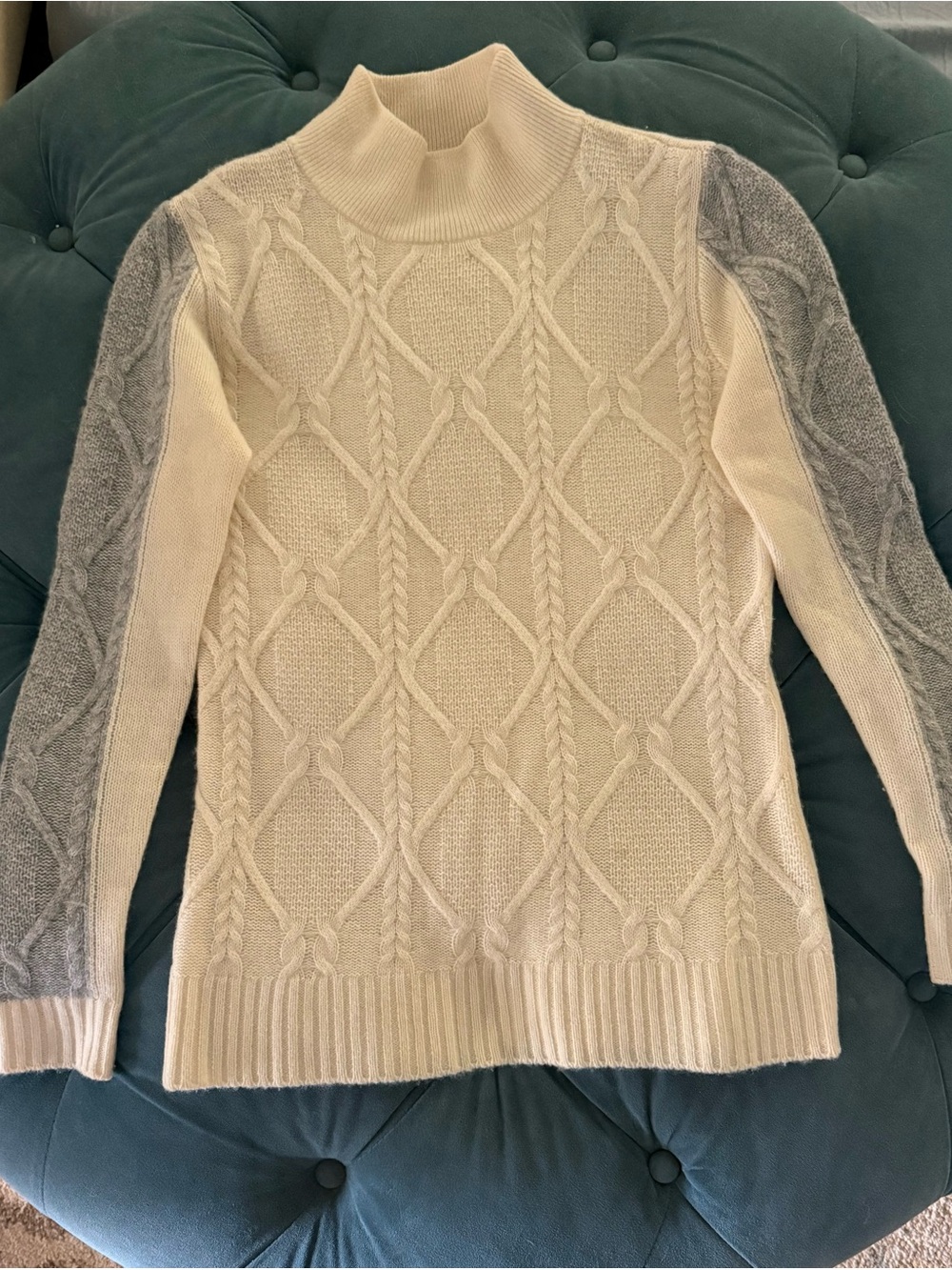 Neiman Marcus cashmere cream sweater with gray on sleeves. Size xs